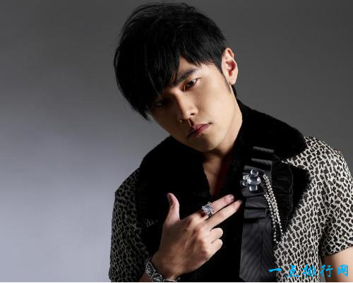 台湾年度最吸金歌手前5出炉 周杰伦（2亿人民币）登顶榜首