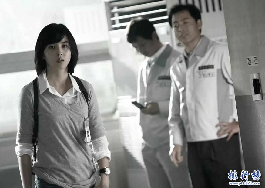 韩国恐怖片排行榜前十名,豆瓣评分最高的韩国恐怖片