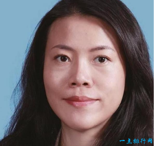 2017胡润女企业家榜 杨惠妍以1600亿身家排第一