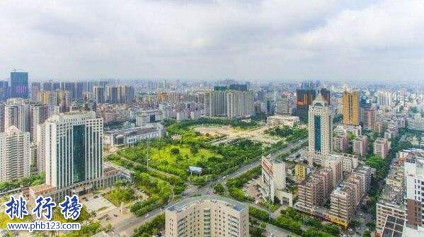 广东最留不住人的10个城市:茂名居首,人口流失23.35%